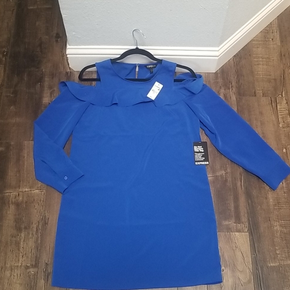 Dress - Picture 5 of 7